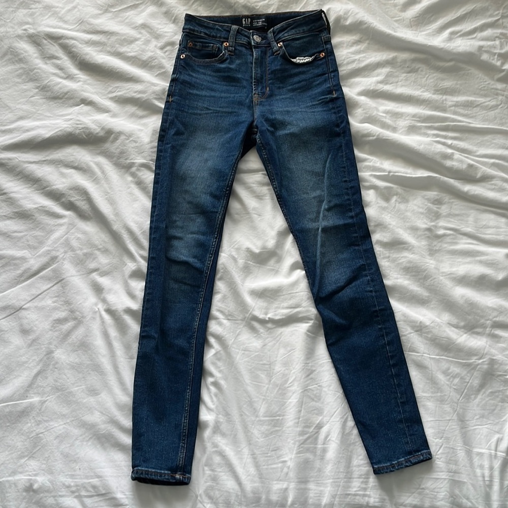 Gap High Rise Dark Wash Skinny Jeans
